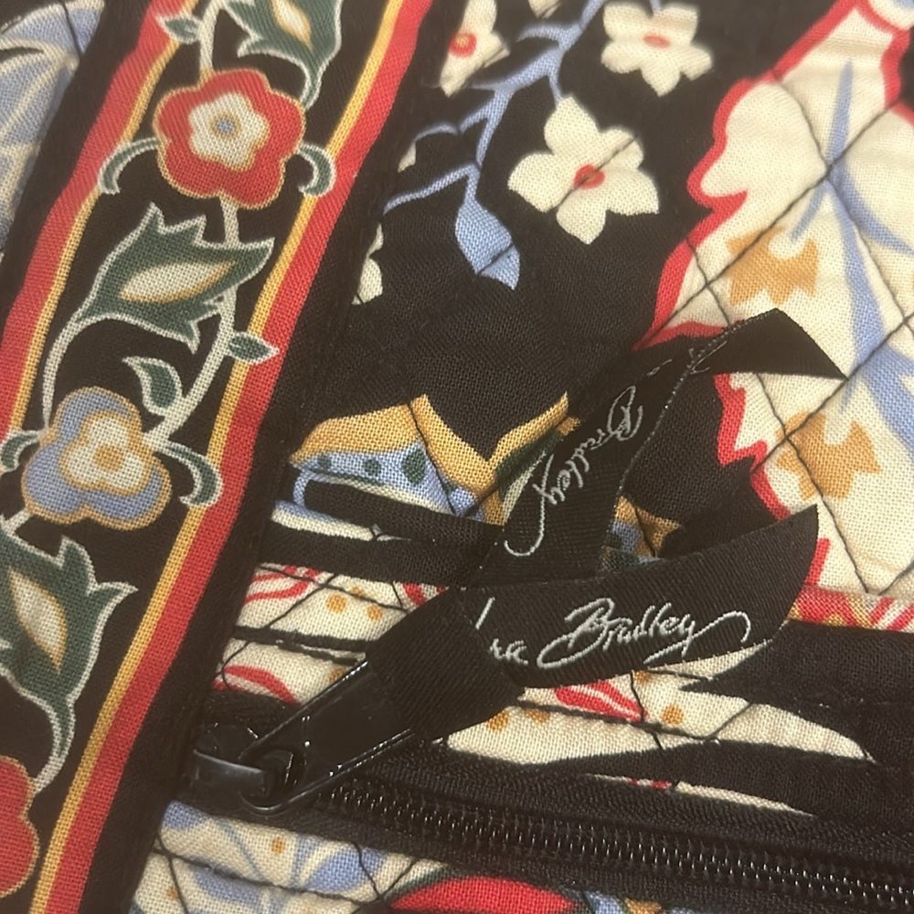 Vera Bradley Crossbody Bag LIKE NEW - Picture 6 of 6